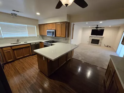200 Sequoia Dr, Exeter, CA 93221 photo 5