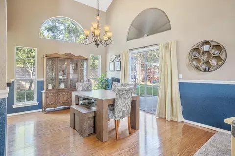 Dining - 601 Quail Ct, Exeter, CA 93221 photo 1 of 4