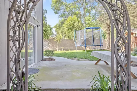 Exterior - 601 Quail Ct, Exeter, CA 93221 photo 9 of 20