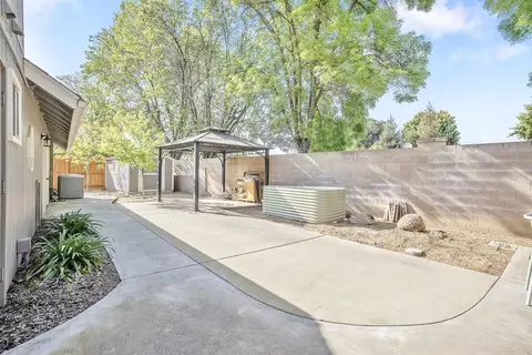Exterior - 601 Quail Ct, Exeter, CA 93221 photo 17 of 20