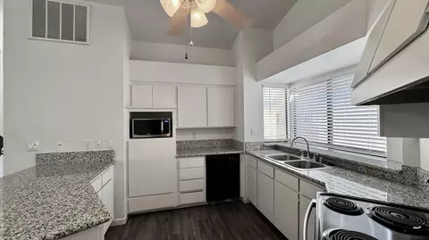 2030 E Andrea Ct, Visalia, CA 93292 photo 7
