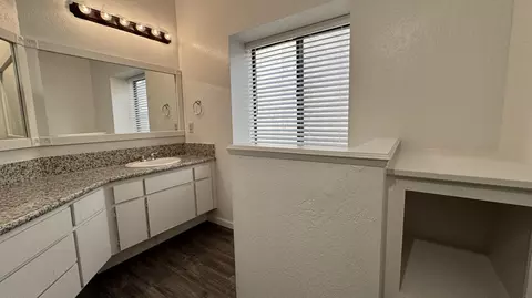 2030 E Andrea Ct, Visalia, CA 93292 photo 12