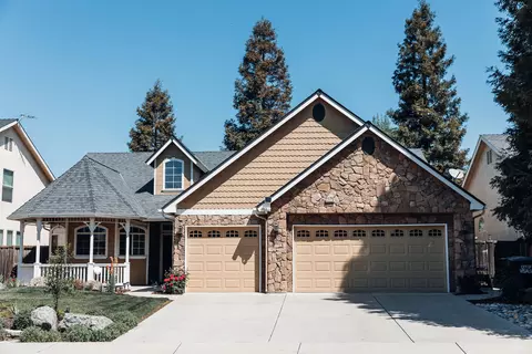 4928 W Wren Ave, Visalia, CA 93291