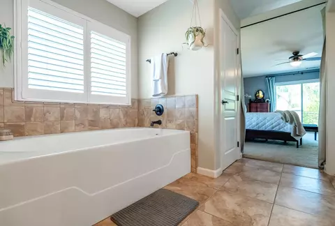 Entry Way - 6138 W Delaware Ct, Visalia, CA 93277 photo 11 of 16