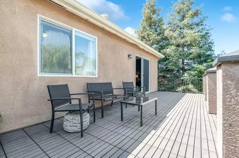 Exterior - 6138 W Delaware Ct, Visalia, CA 93277 photo 7 of 29