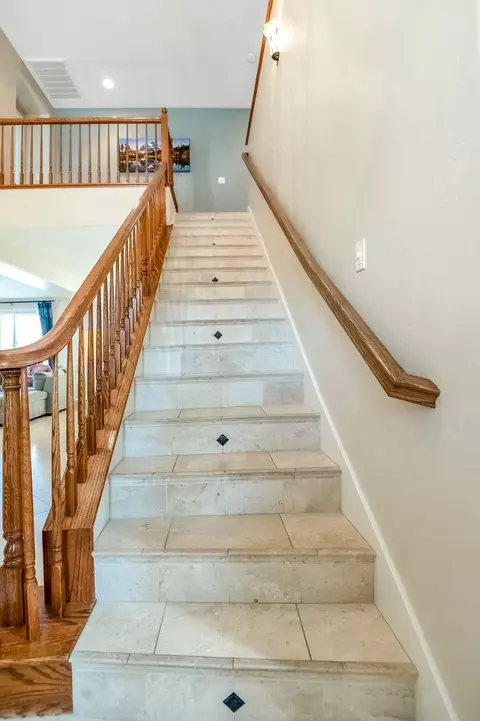 Entry Way - 6138 W Delaware Ct, Visalia, CA 93277 photo 8 of 16