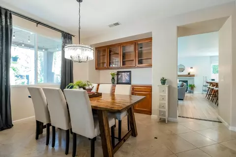 Dining - 6138 W Delaware Ct, Visalia, CA 93277 photo 2 of 3