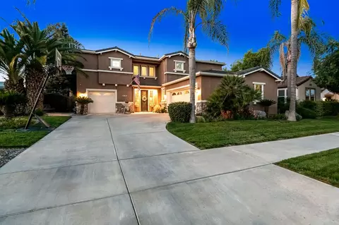 Exterior - 6138 W Delaware Ct, Visalia, CA 93277 photo 26 of 29