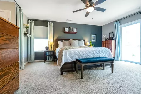 Bedroom - 6138 W Delaware Ct, Visalia, CA 93277 photo 1 of 8
