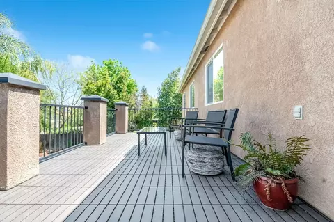 Exterior - 6138 W Delaware Ct, Visalia, CA 93277 photo 6 of 29