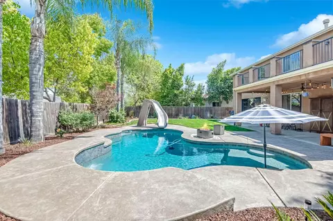 Exterior - 6138 W Delaware Ct, Visalia, CA 93277 photo 10 of 29
