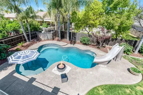 Exterior - 6138 W Delaware Ct, Visalia, CA 93277 photo 2 of 29