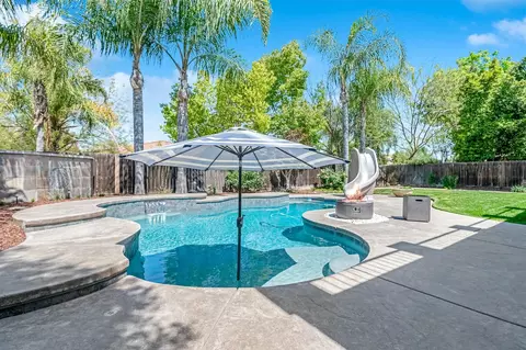 Exterior - 6138 W Delaware Ct, Visalia, CA 93277 photo 9 of 29