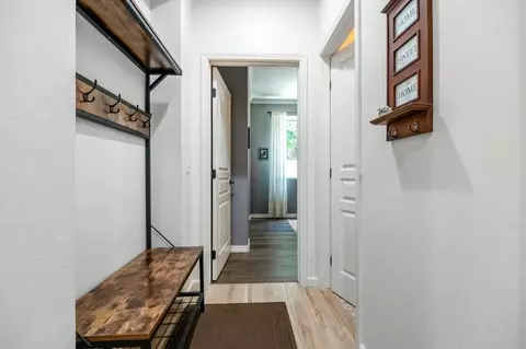 Entry Way - 6138 W Delaware Ct, Visalia, CA 93277 photo 7 of 16