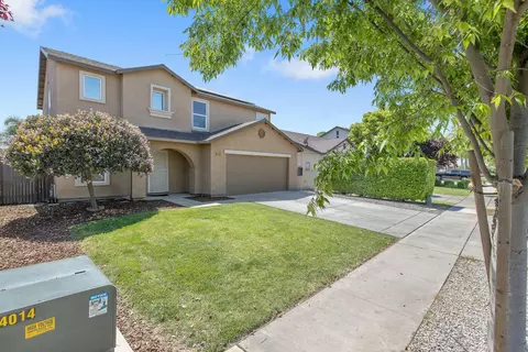 2261 Poppyview Ct, Tulare, CA 93274