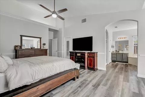 1218 N Leila St, Visalia, CA 93291 photo 23