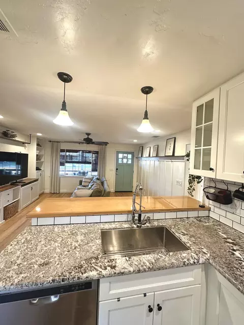964 E Academy Ave, Tulare, CA 93274 photo 11