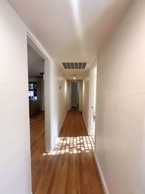 964 E Academy Ave, Tulare, CA 93274 photo 17