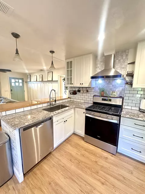 964 E Academy Ave, Tulare, CA 93274 photo 12