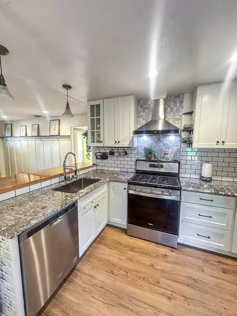 964 E Academy Ave, Tulare, CA 93274 photo 15