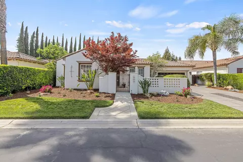 2409 N Teddy, Visalia, CA 93291