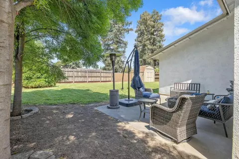 1116 E Paradise Ave, Visalia, CA 93292 photo 29