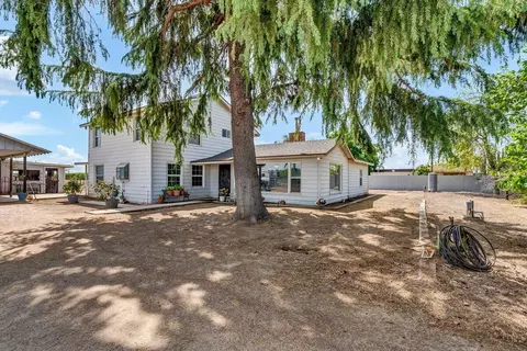 19775 Avenue 132, Porterville, CA 93257