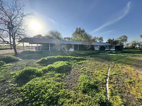26017 Road 100, Tulare, CA 93274