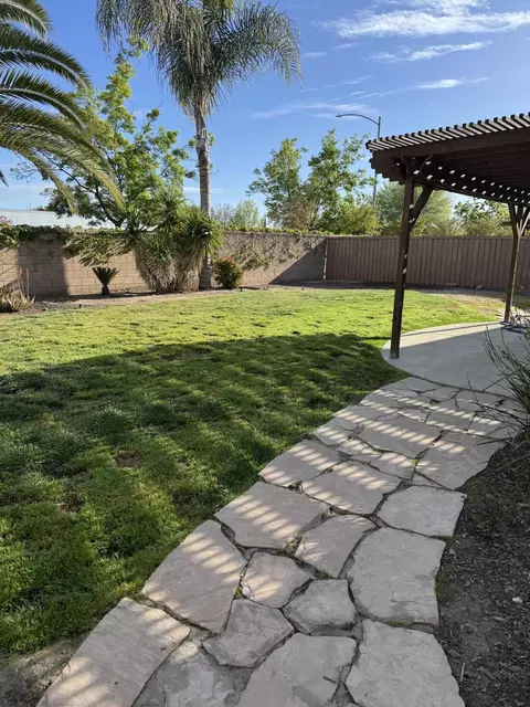 1024 Tranquility Ct, Lemoore, CA 93245 photo 26