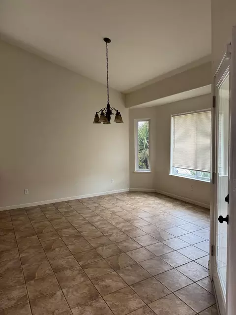 1024 Tranquility Ct, Lemoore, CA 93245 photo 5