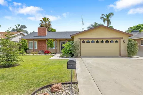 1820 S Cindy Ct, Visalia, CA 93277