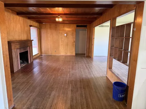 316 Valencia Dr, Exeter, CA 93221 photo 4