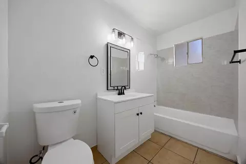 1505 E 10th St, Bakersfield, CA 93307 photo 21