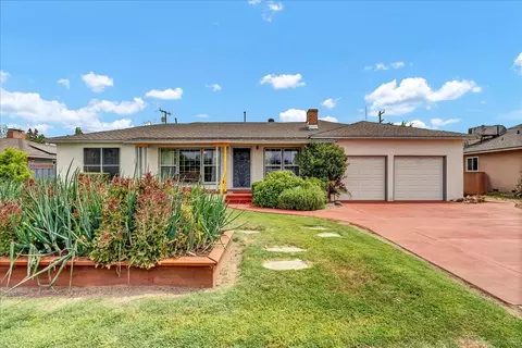 1300 S Fairway St, Visalia, CA 93277