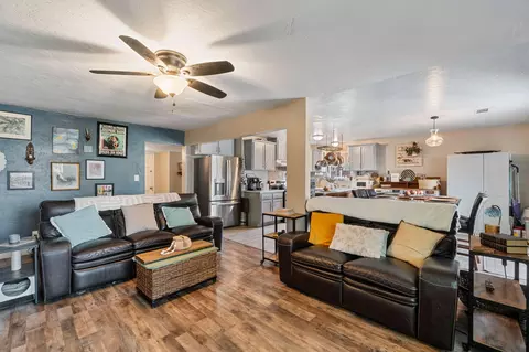 Living - 947 E Ciinamon Dr, Lemoore, CA 93245 photo 1 of 1