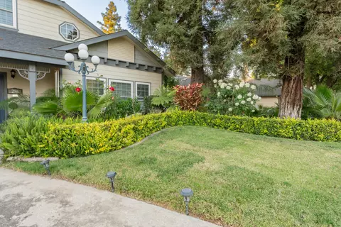 Exterior - 286 E Wilson Ave, Tulare, CA 93274 photo 10 of 24