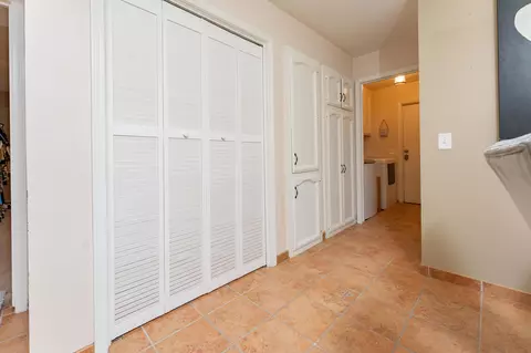 Other - 286 E Wilson Ave, Tulare, CA 93274 photo 6 of 16