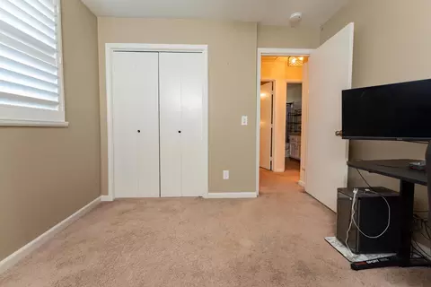 Bedroom - 286 E Wilson Ave, Tulare, CA 93274 photo 6 of 6