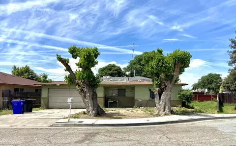 207 Carrillo Pl, Porterville, CA 93257
