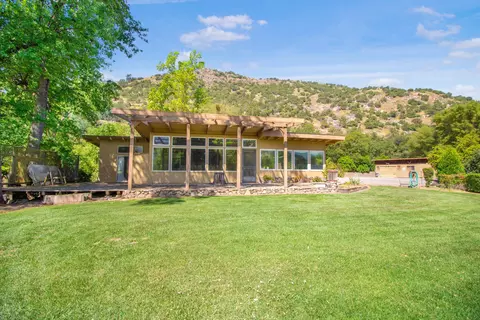 41997 N North Fork Dr, Three Rivers, CA 93271 photo 2