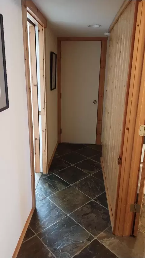Entry Way - 339 View Dr, Springville, CA 93265 photo 11 of 13