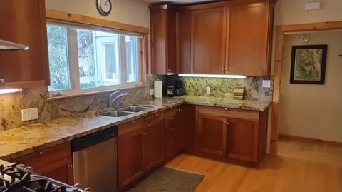 Kitchen - 339 View Dr, Springville, CA 93265 photo 1 of 8