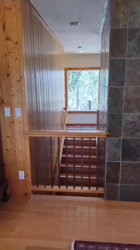 Entry Way - 339 View Dr, Springville, CA 93265 photo 3 of 13