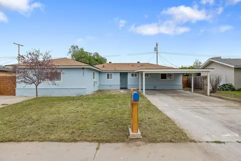 288 N Balmayne St, Porterville, CA 93257