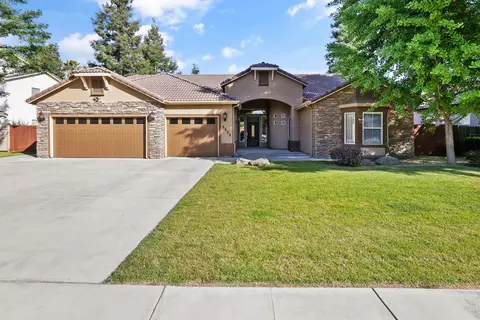 5525 W Perez Ave, Visalia, CA 93291