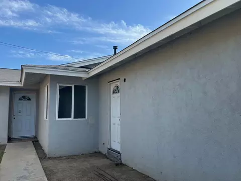 1565 Bluejay Cir, Hanford, CA 93230