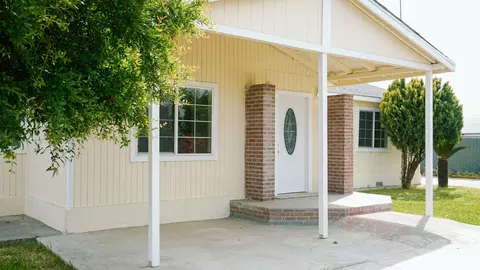 16467 Ave 168, Tulare, CA 93274