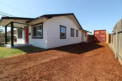 Other - 517 W Maple St, Exeter, CA 93221 photo 1 of 7