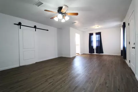 Living - 517 W Maple St, Exeter, CA 93221 photo 2 of 4