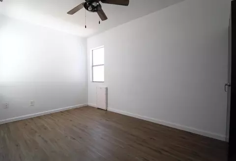 Bedroom - 517 W Maple St, Exeter, CA 93221 photo 1 of 2